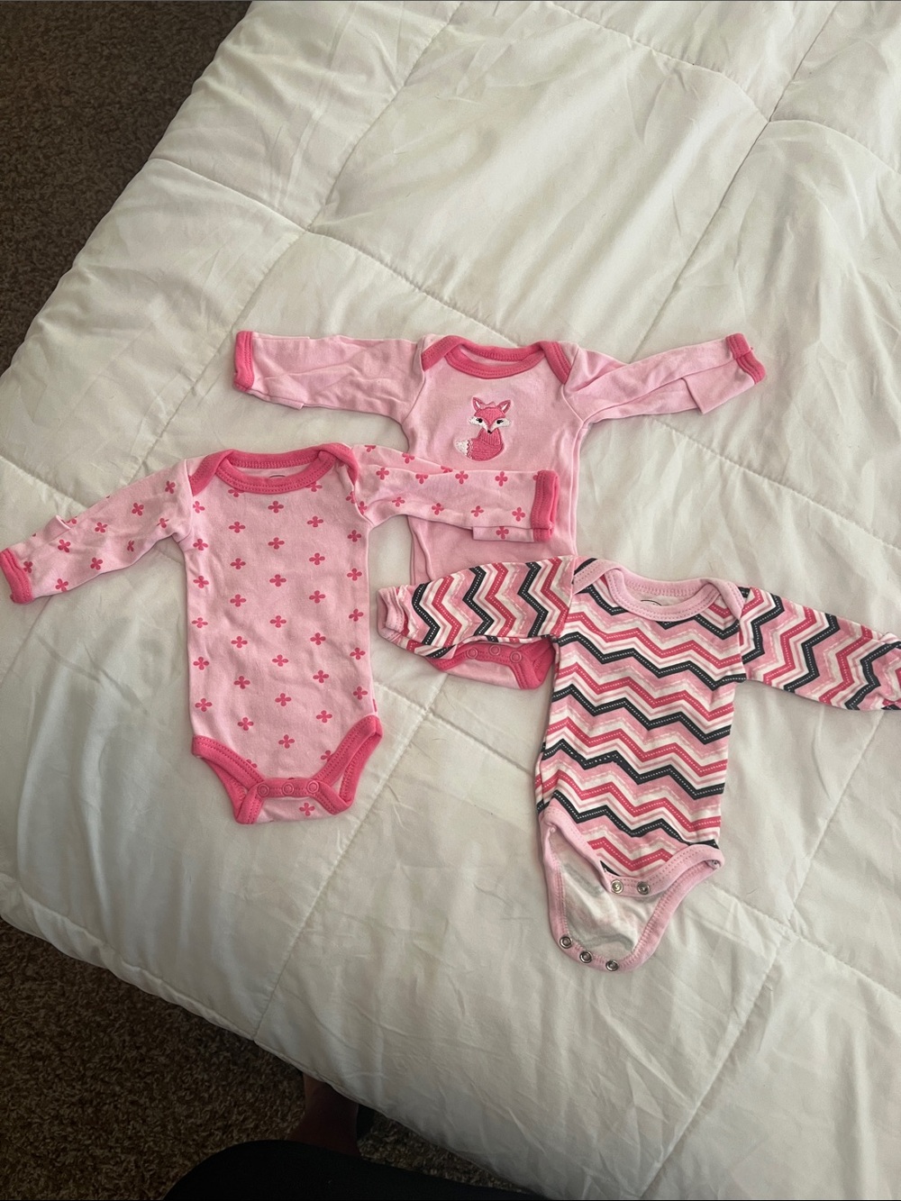 Luvable Friends 3-Pack Pink Long-Sleeve Bodysuits with Fox, Chevron & Clover
